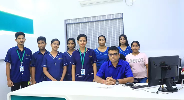 Dr Satyarth Prakash & Staff